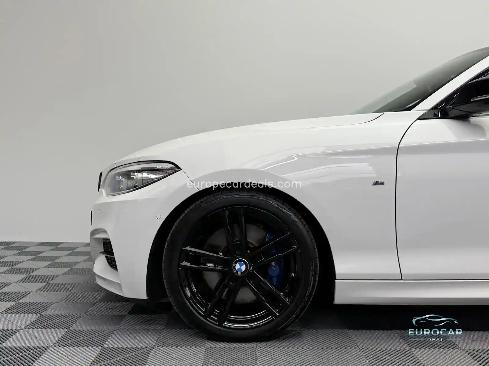 BMW M240i