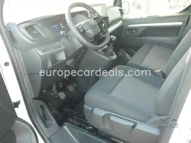 Toyota Proace (Verso)