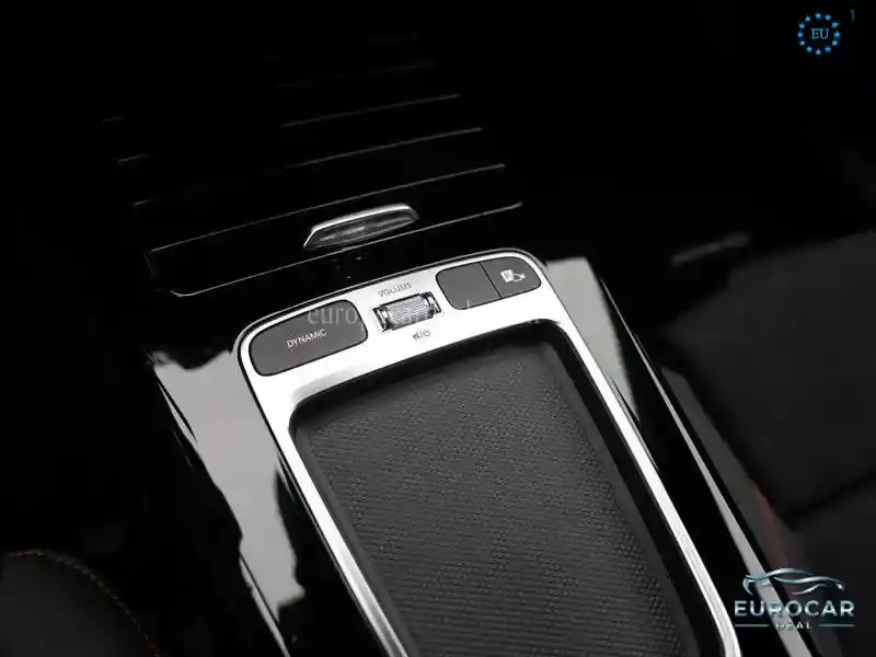 Mercedes-Benz CLA 220