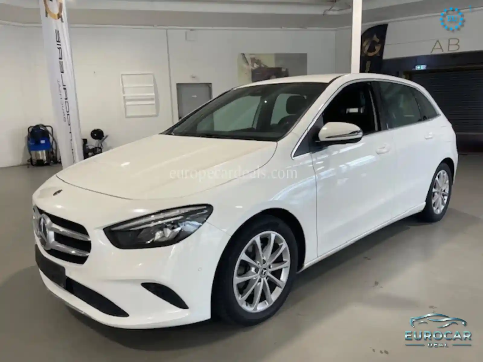 Mercedes-Benz B 200