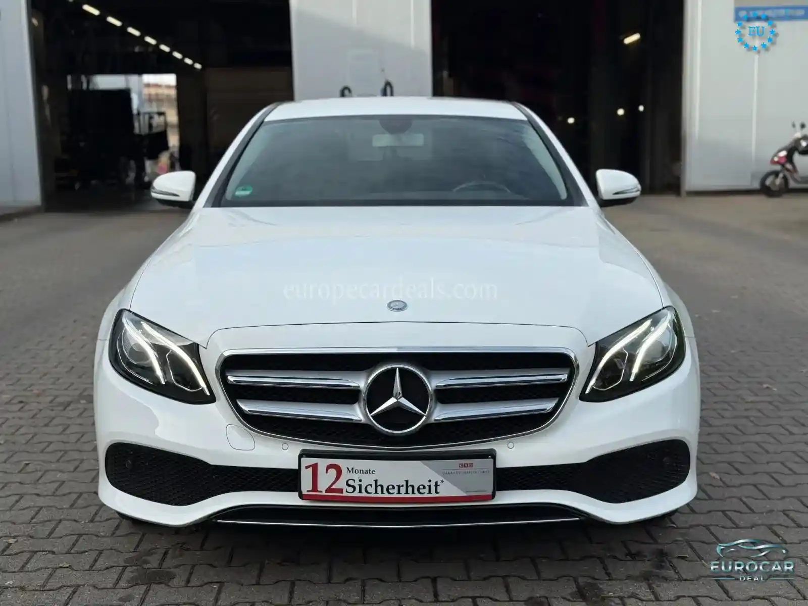 Mercedes-Benz E 200