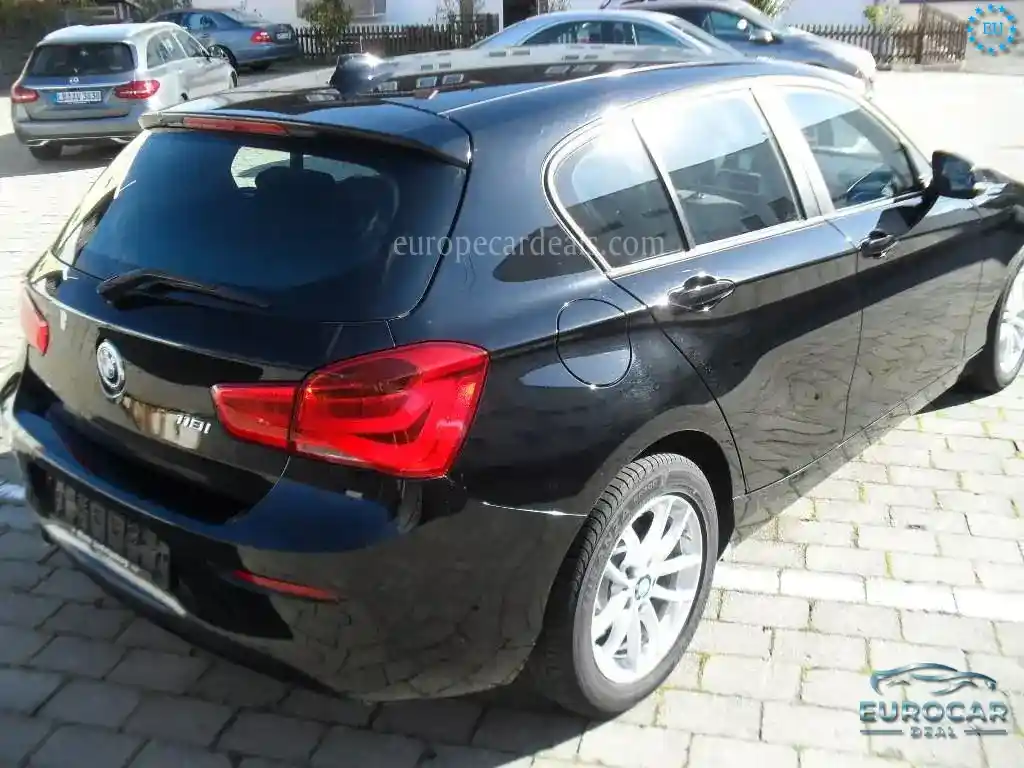 BMW 118
