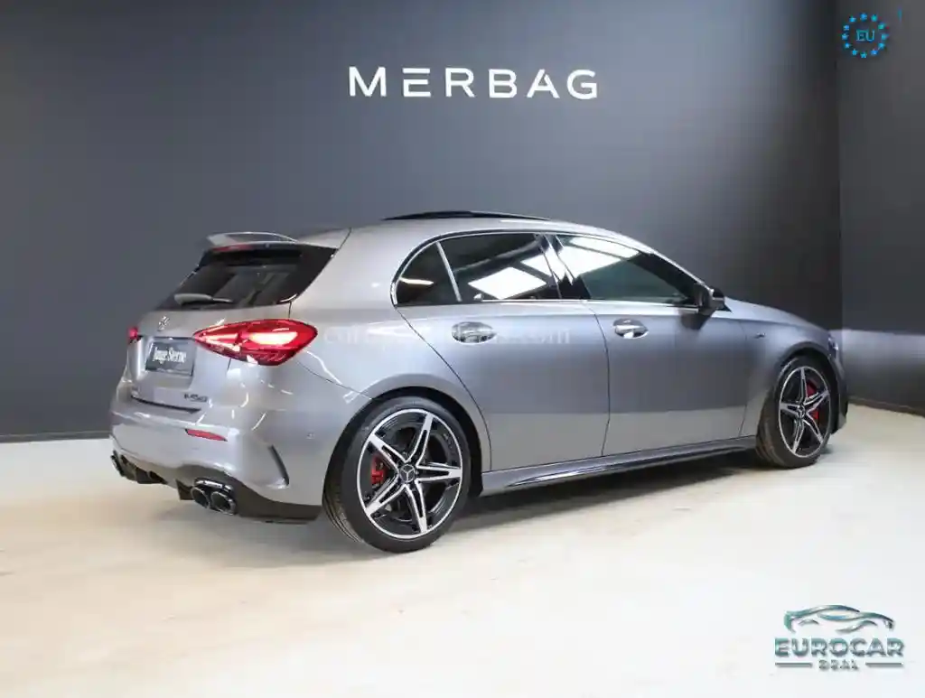Mercedes-Benz A 45 AMG