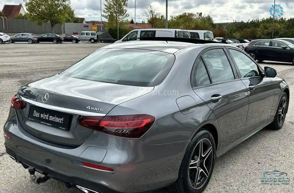 Mercedes-Benz E 300