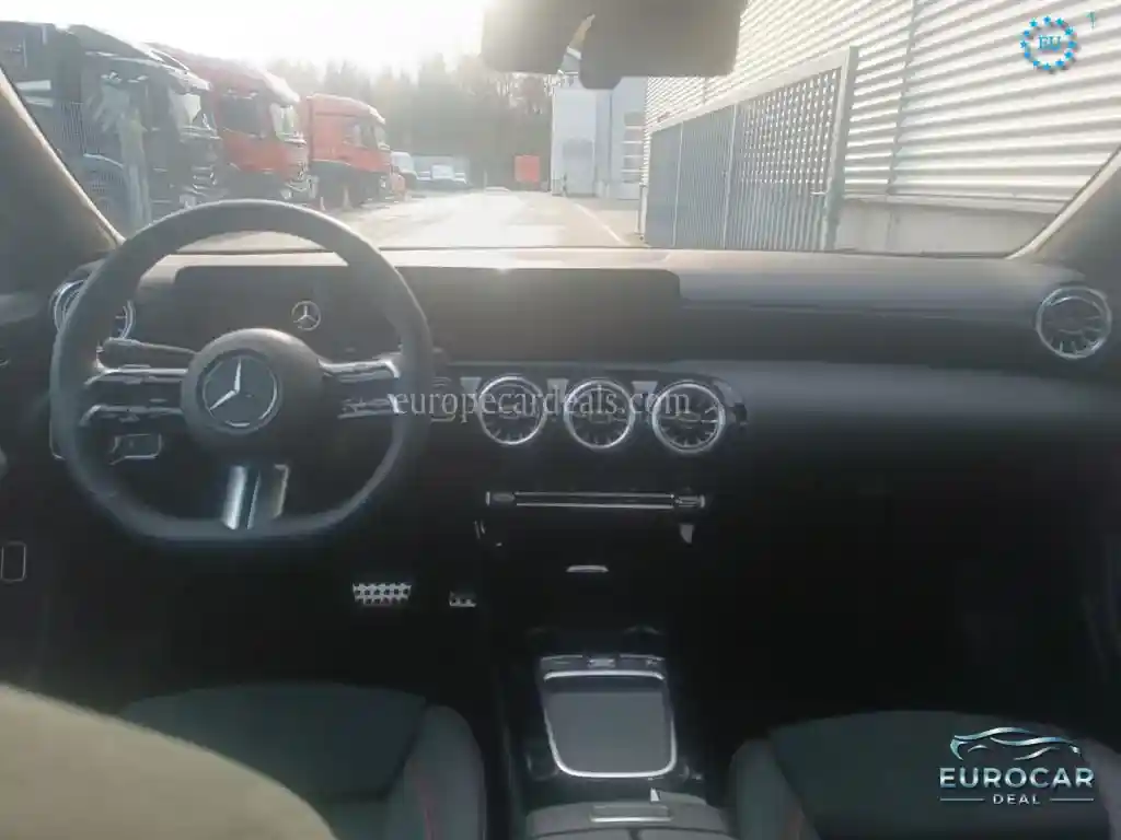Mercedes-Benz A 220
