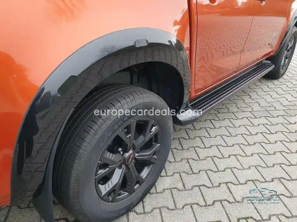 Double Cab 4WD V-Cross Überrollbügel AHZV