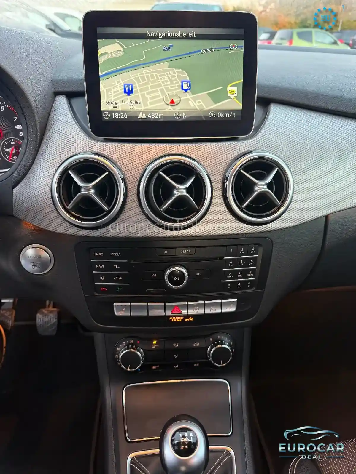 Mercedes-Benz B 200