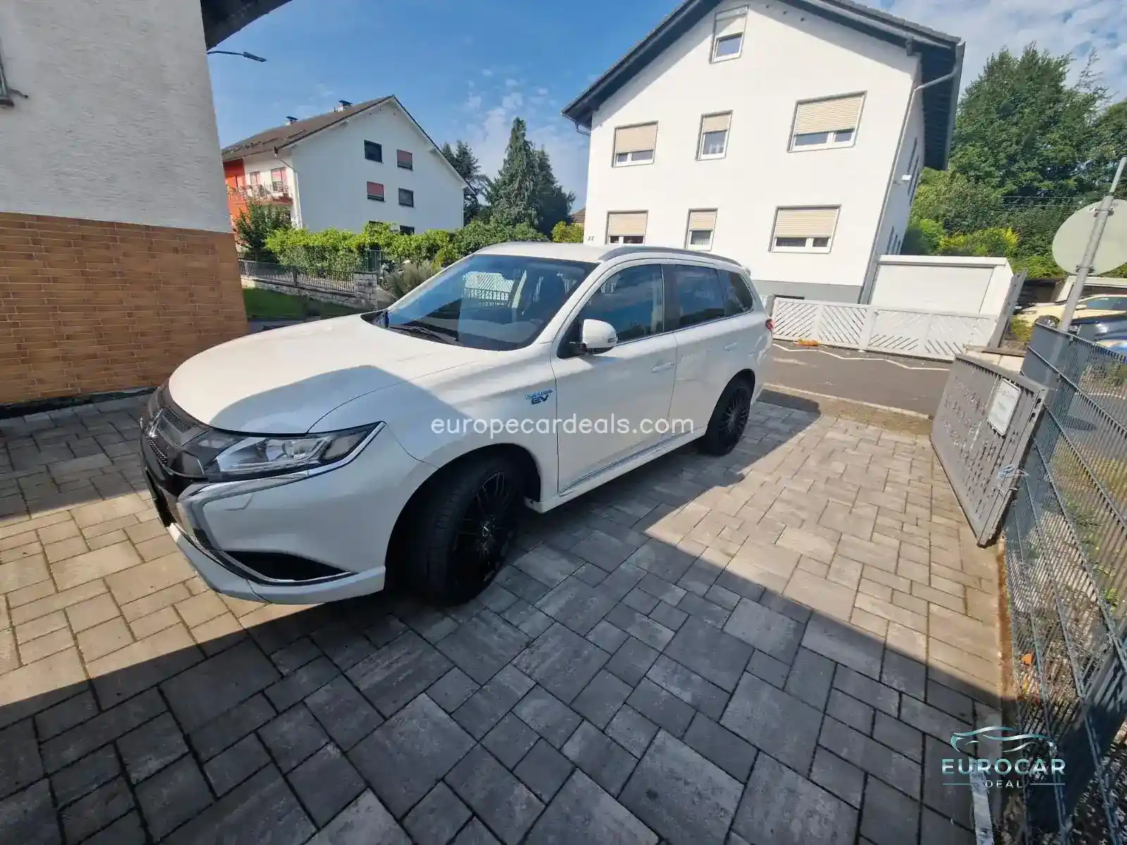 Mitsubishi Plug-in Hybrid Outlander