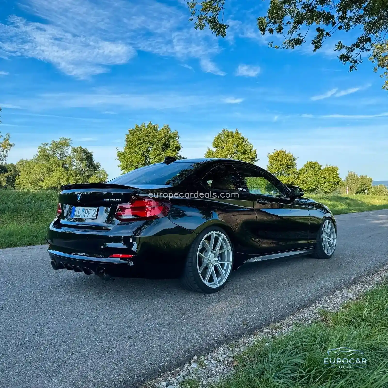 BMW M240i