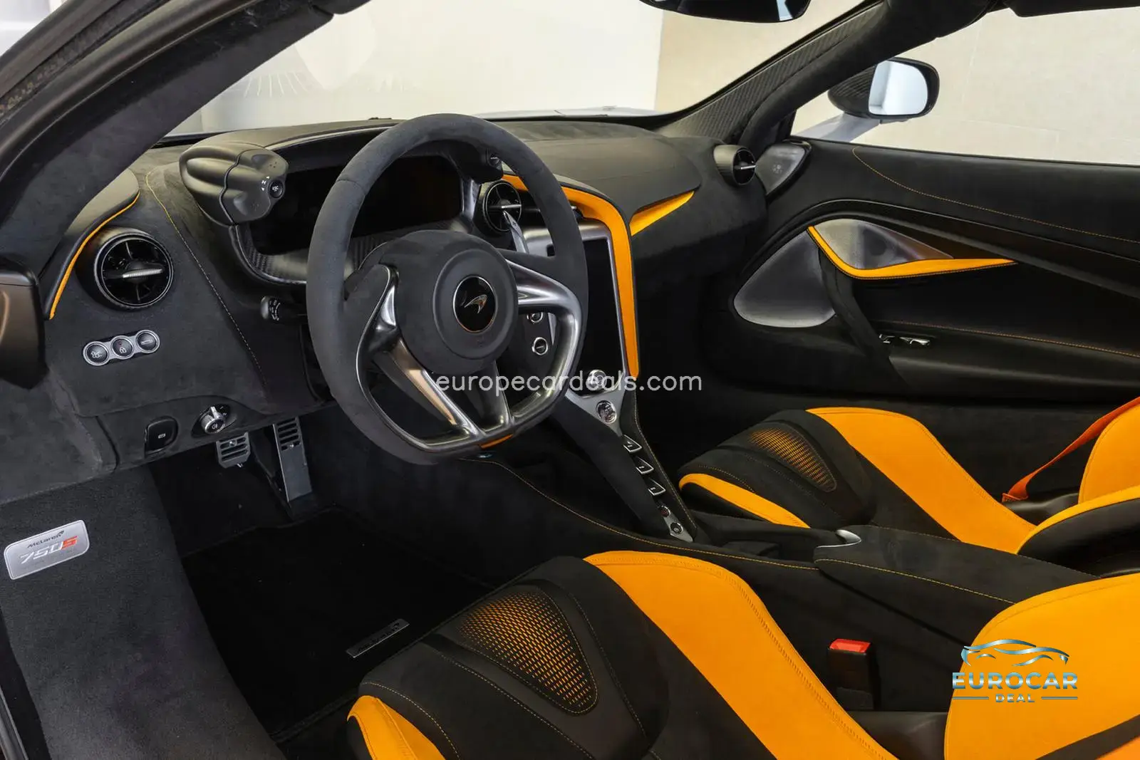 McLaren 750S