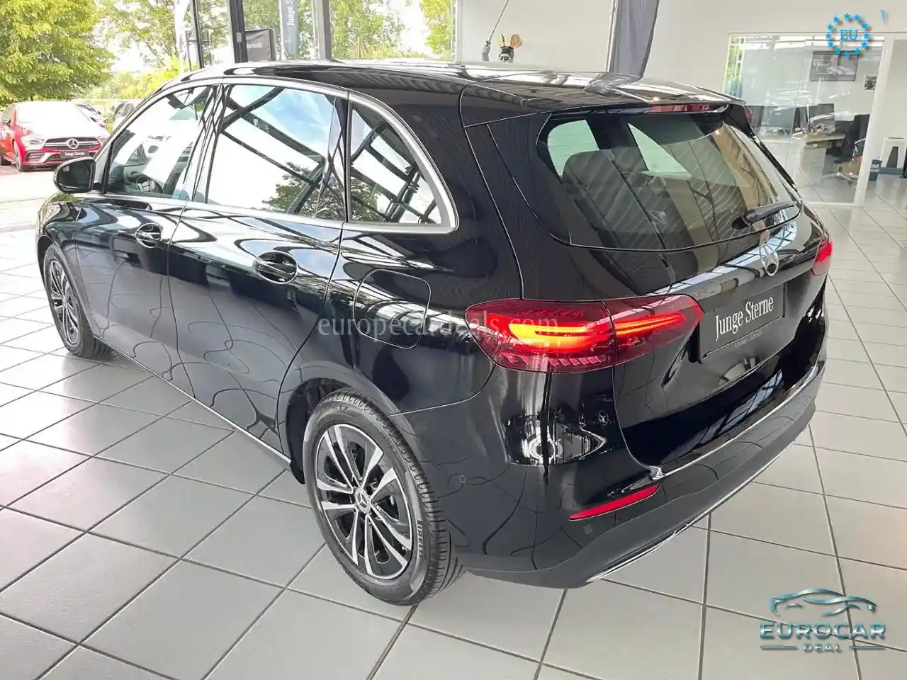 Mercedes-Benz B 200