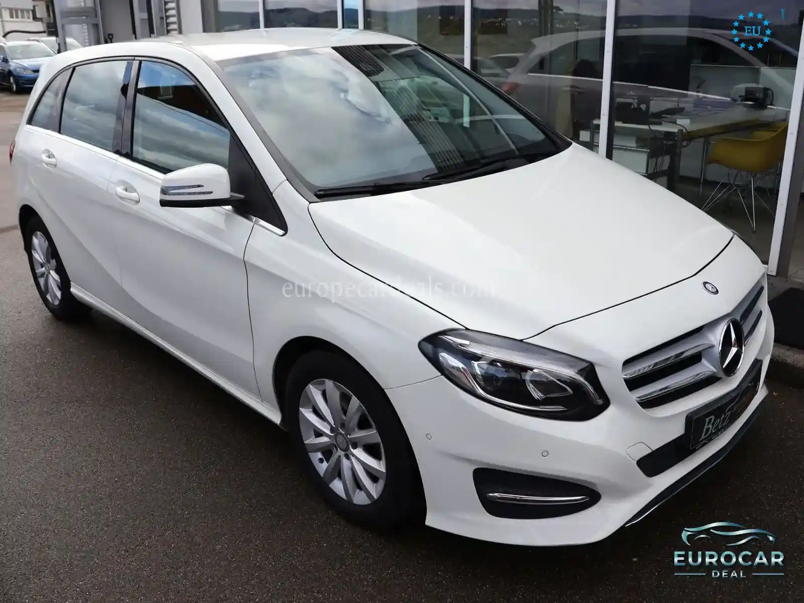 Mercedes-Benz B 180