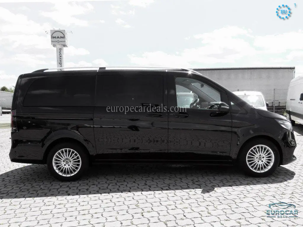 Mercedes-Benz V 220