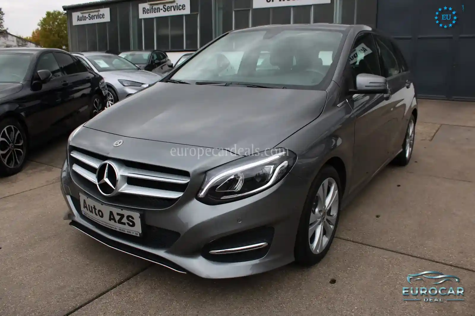 Mercedes-Benz B 180
