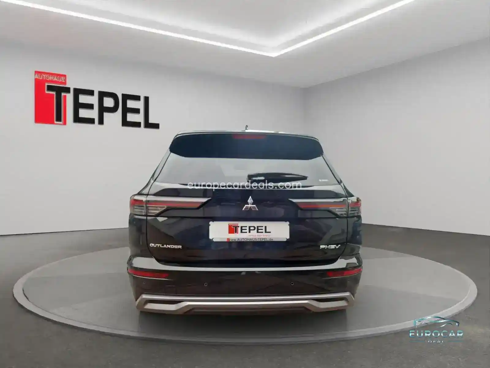 Mitsubishi Plug-in Hybrid Outlander