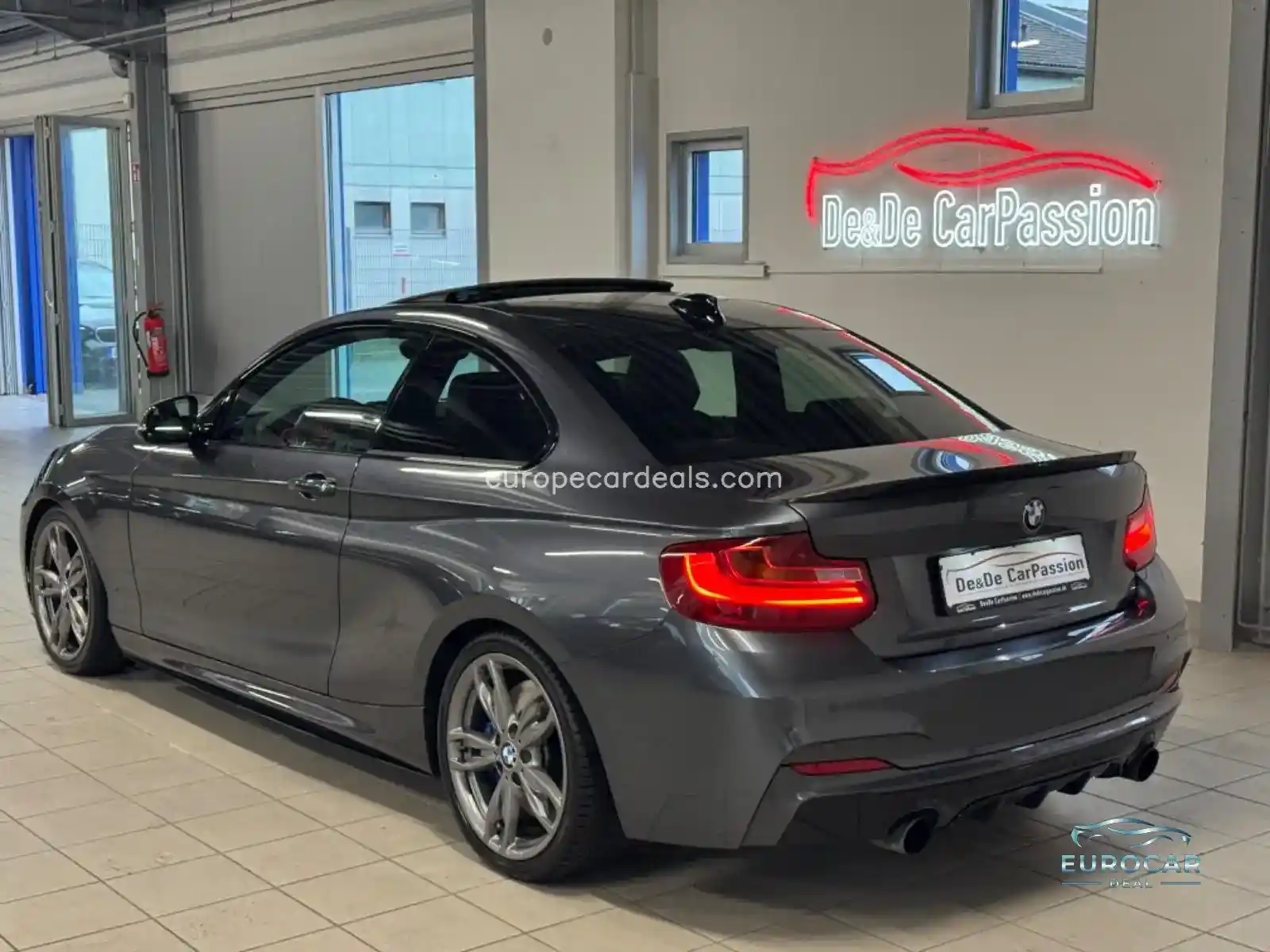BMW M240i