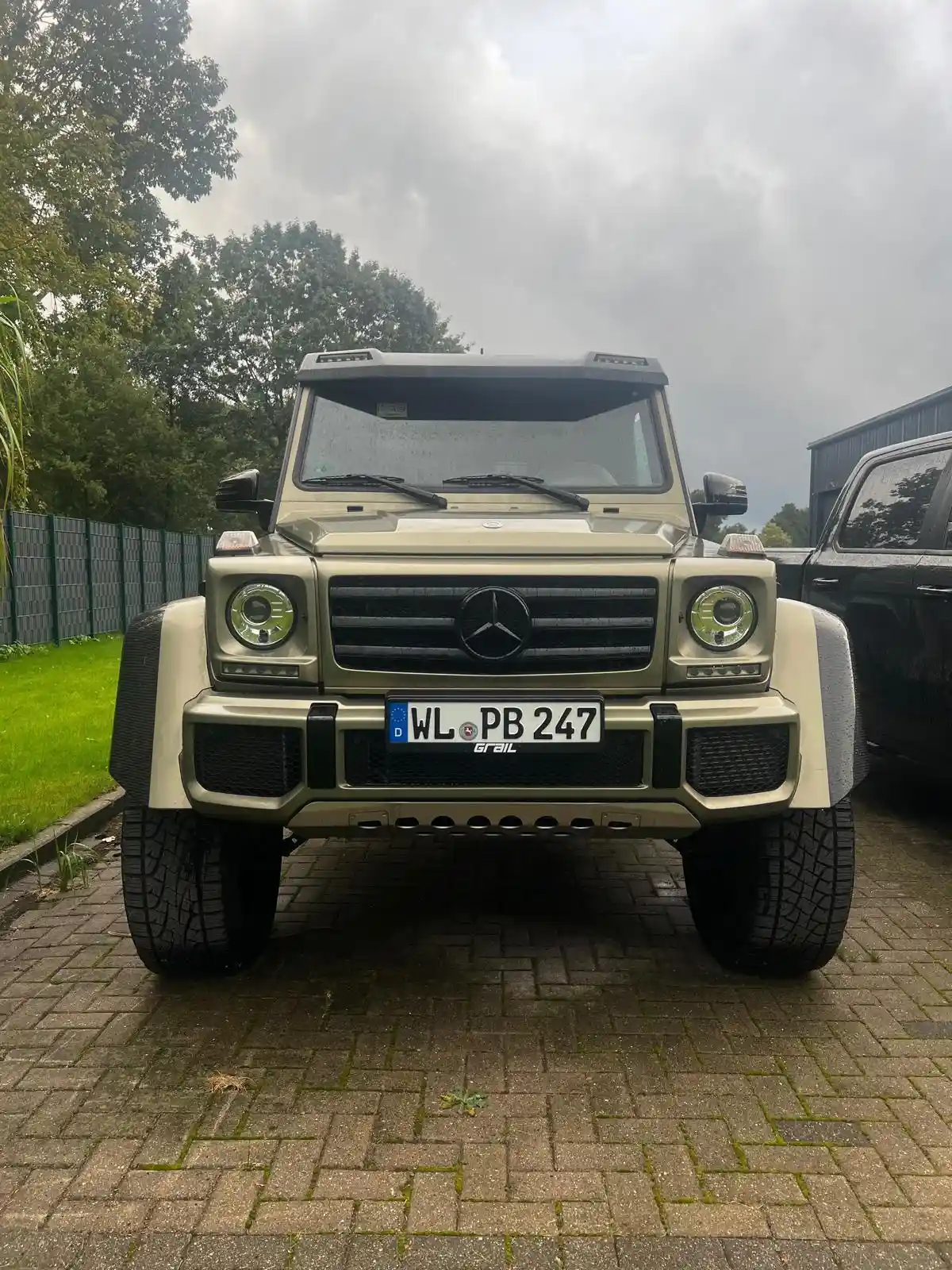 Mercedes-Benz G 500