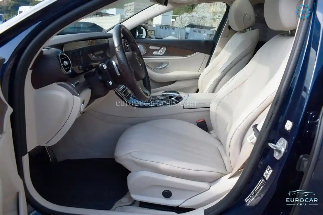 Mercedes-Benz E 220