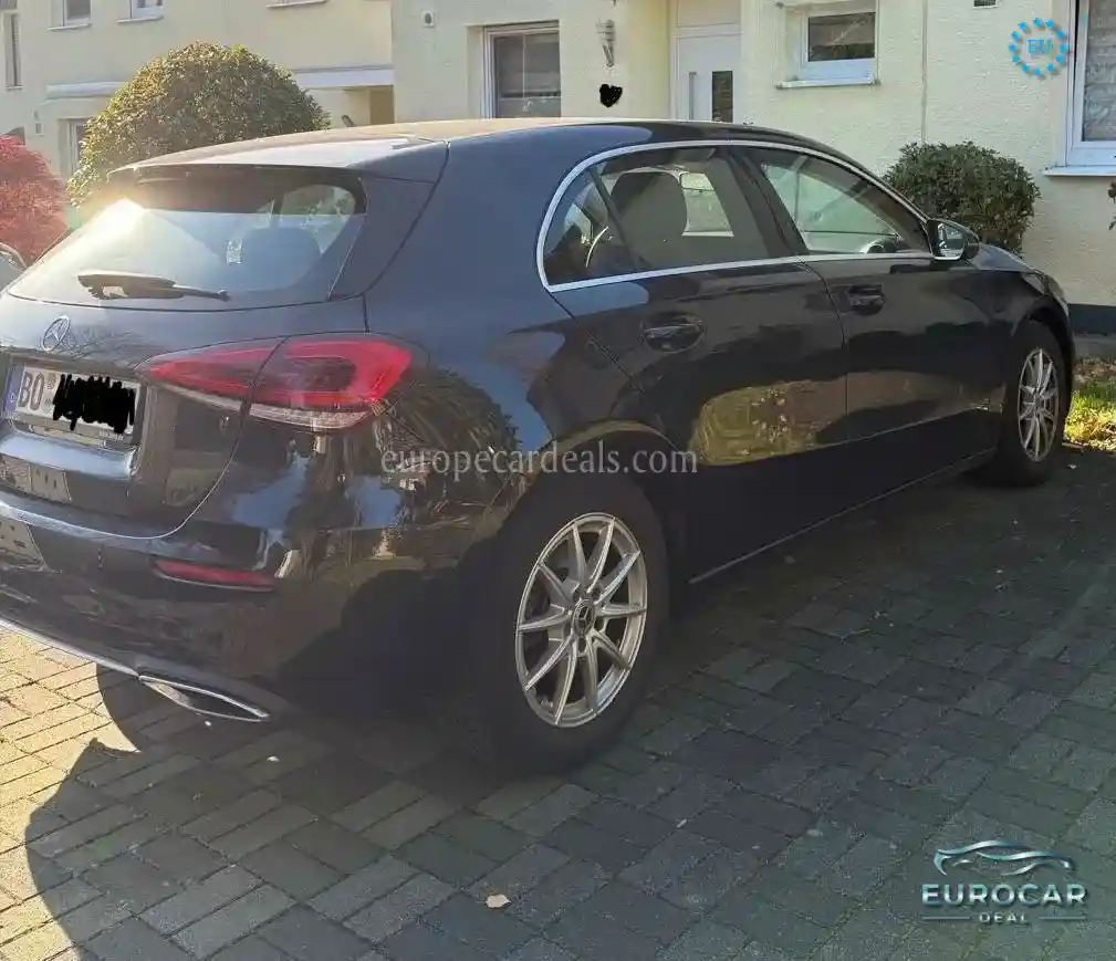 Mercedes-Benz A 180