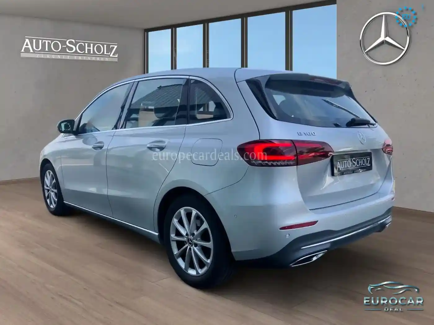 Mercedes-Benz B 180