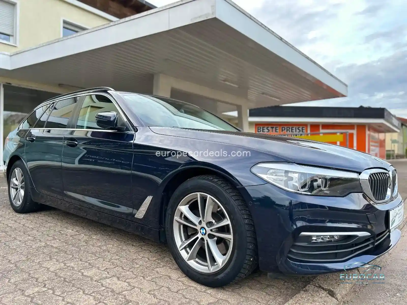 BMW 518