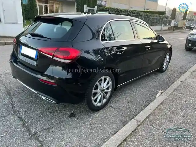 Mercedes-Benz A 180