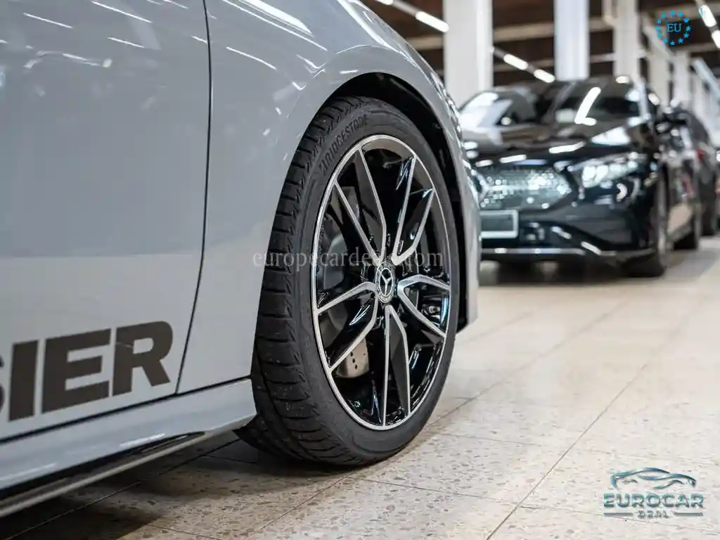 Mercedes-Benz A 250