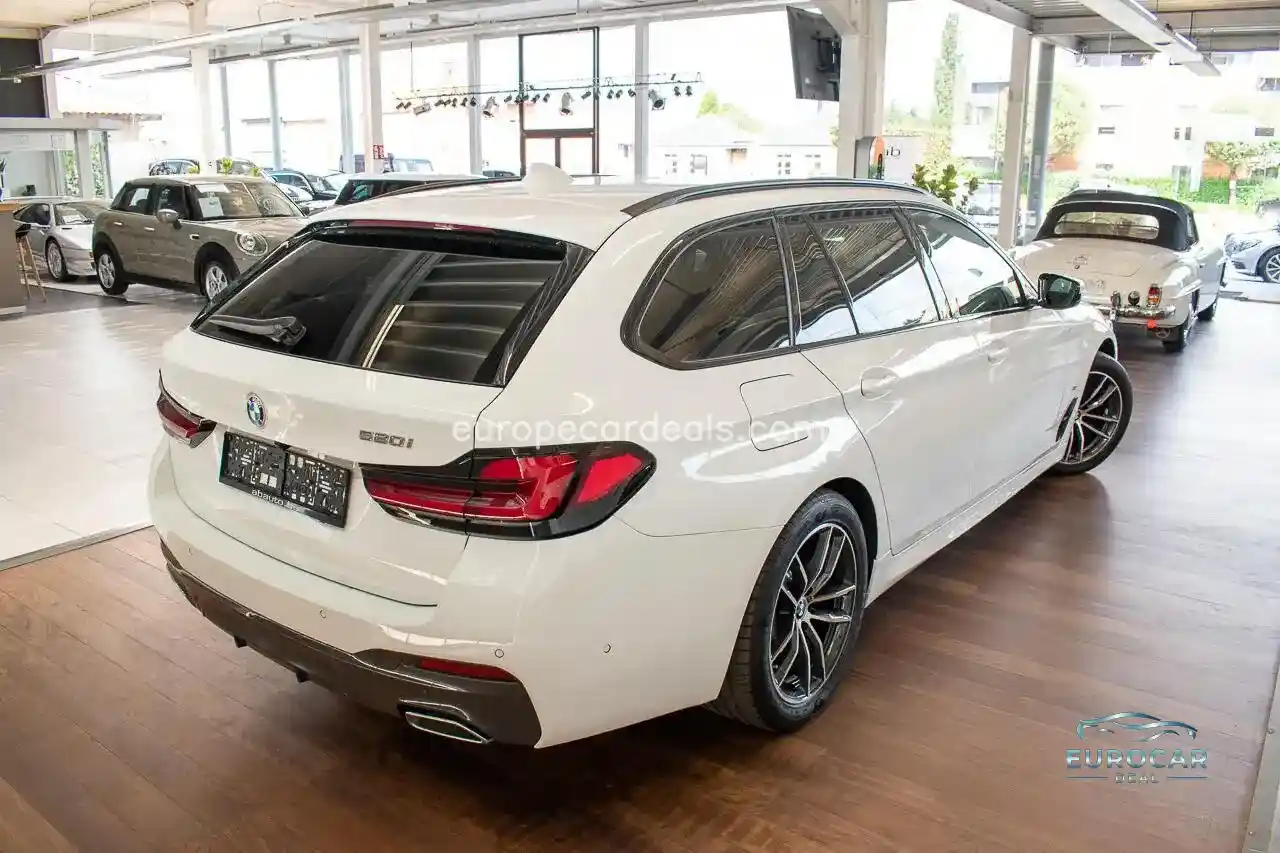 BMW 520