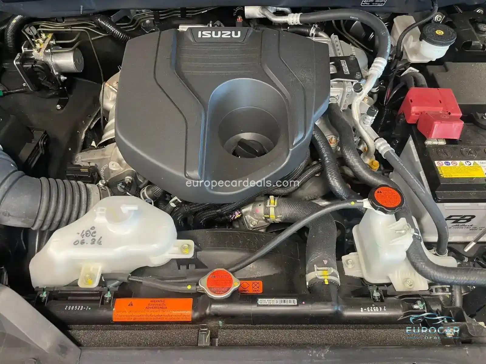 DoubleCab 4WD AT V-Cross Kam SHZ AHK Apple