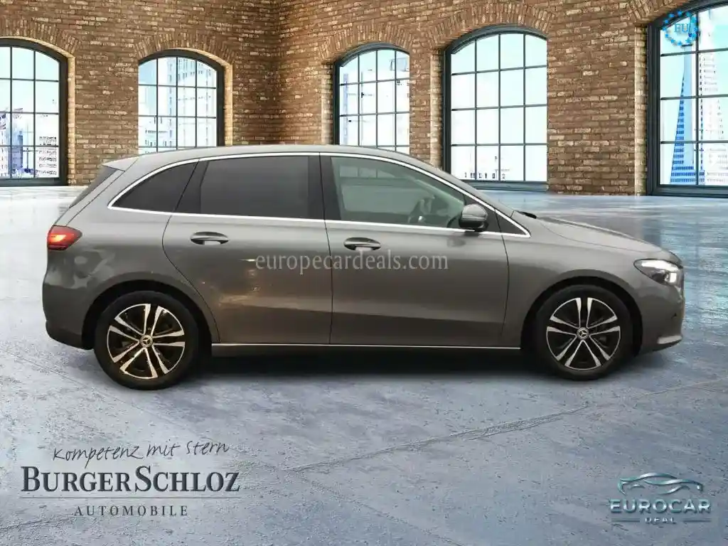 Mercedes-Benz B 180
