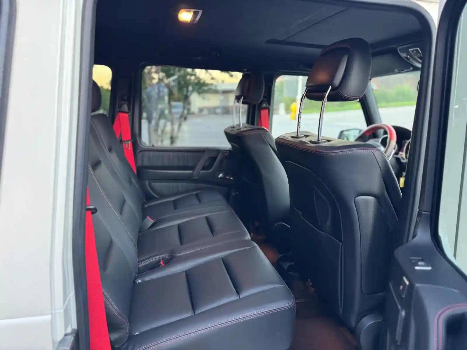 Mercedes-Benz G 500