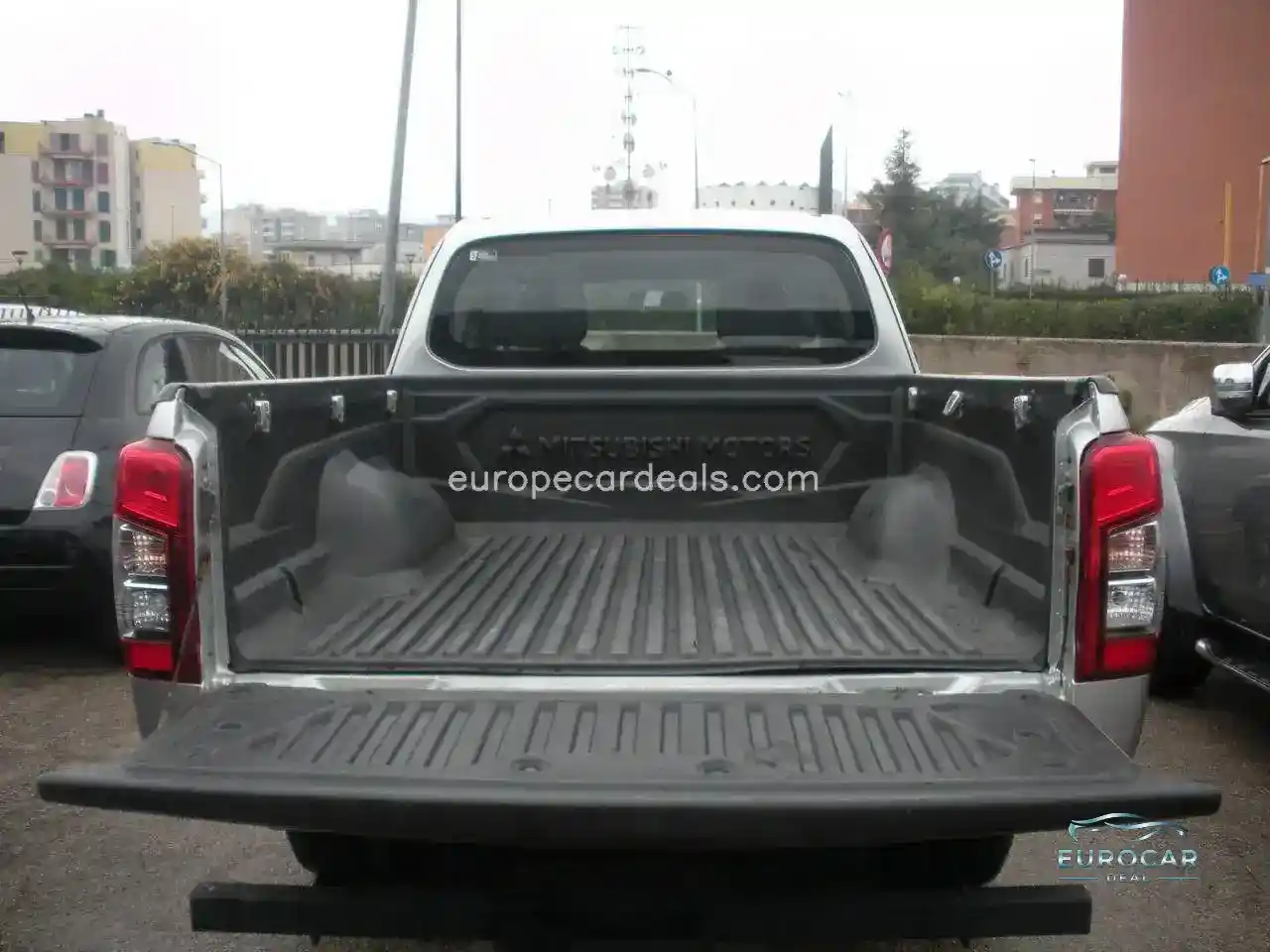 Mitsubishi L200