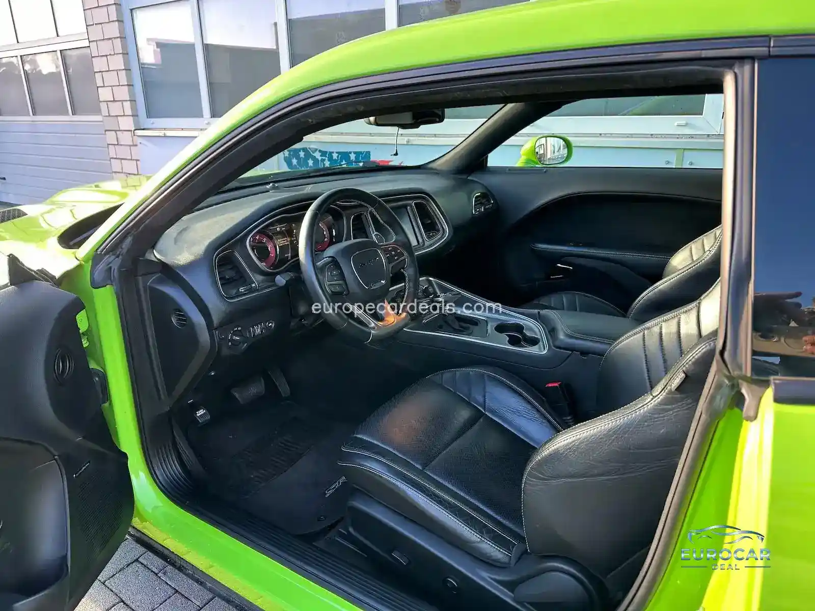 Dodge Challenger