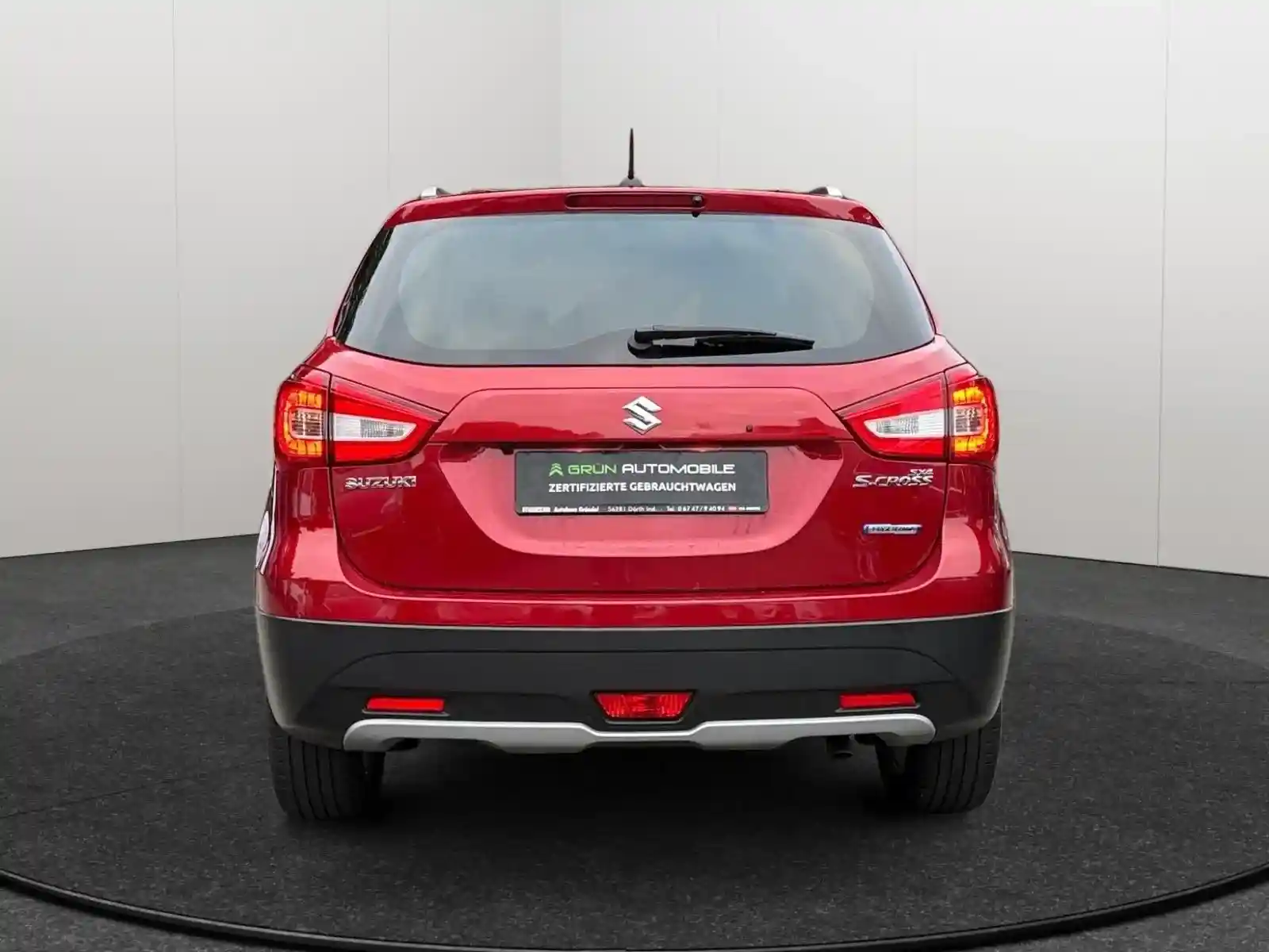 Suzuki (SX4) S-Cross