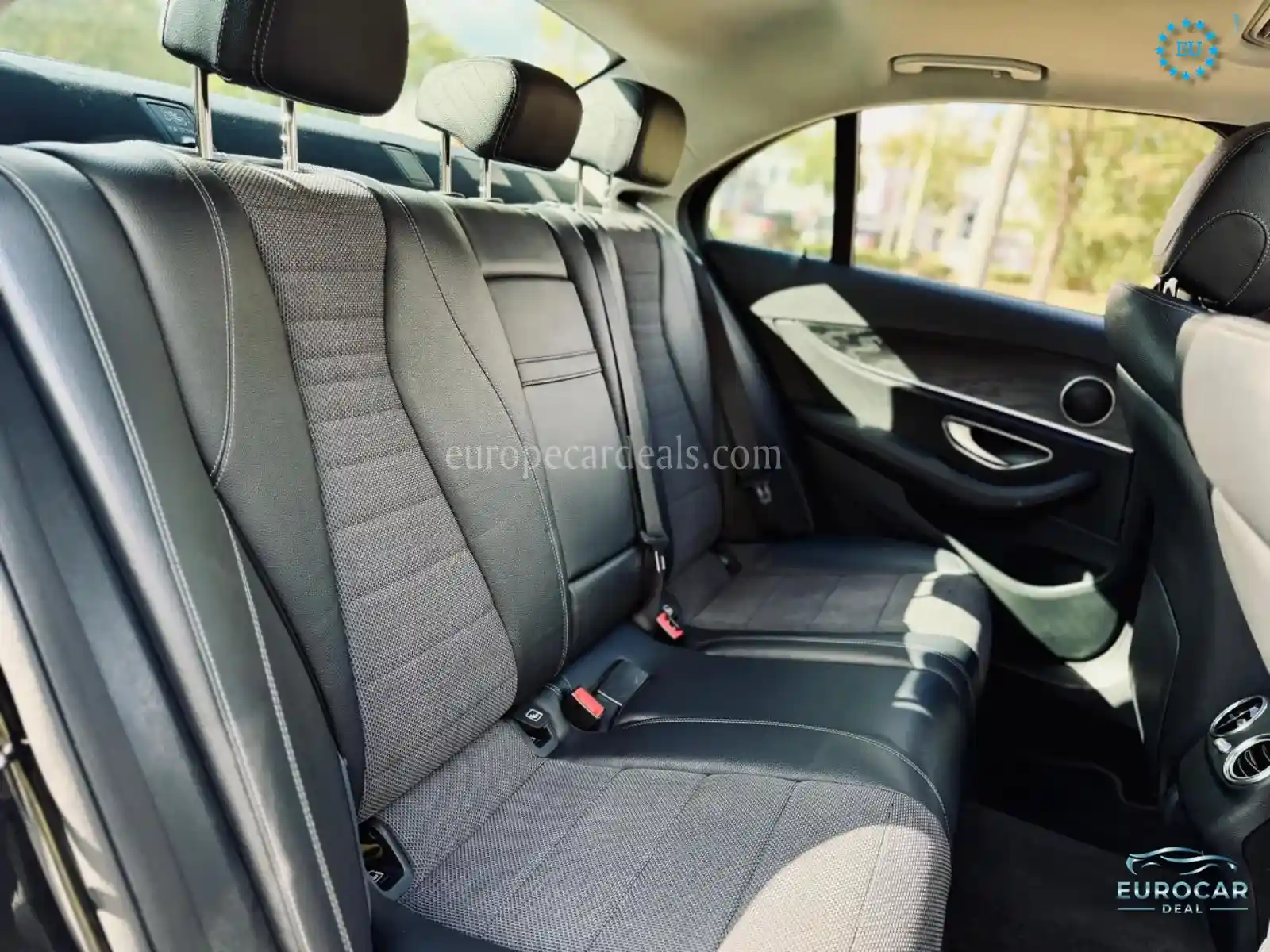 Mercedes-Benz E 350