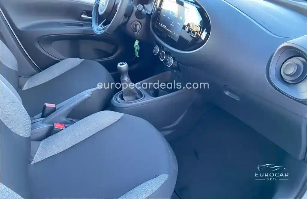 Toyota Aygo (X)