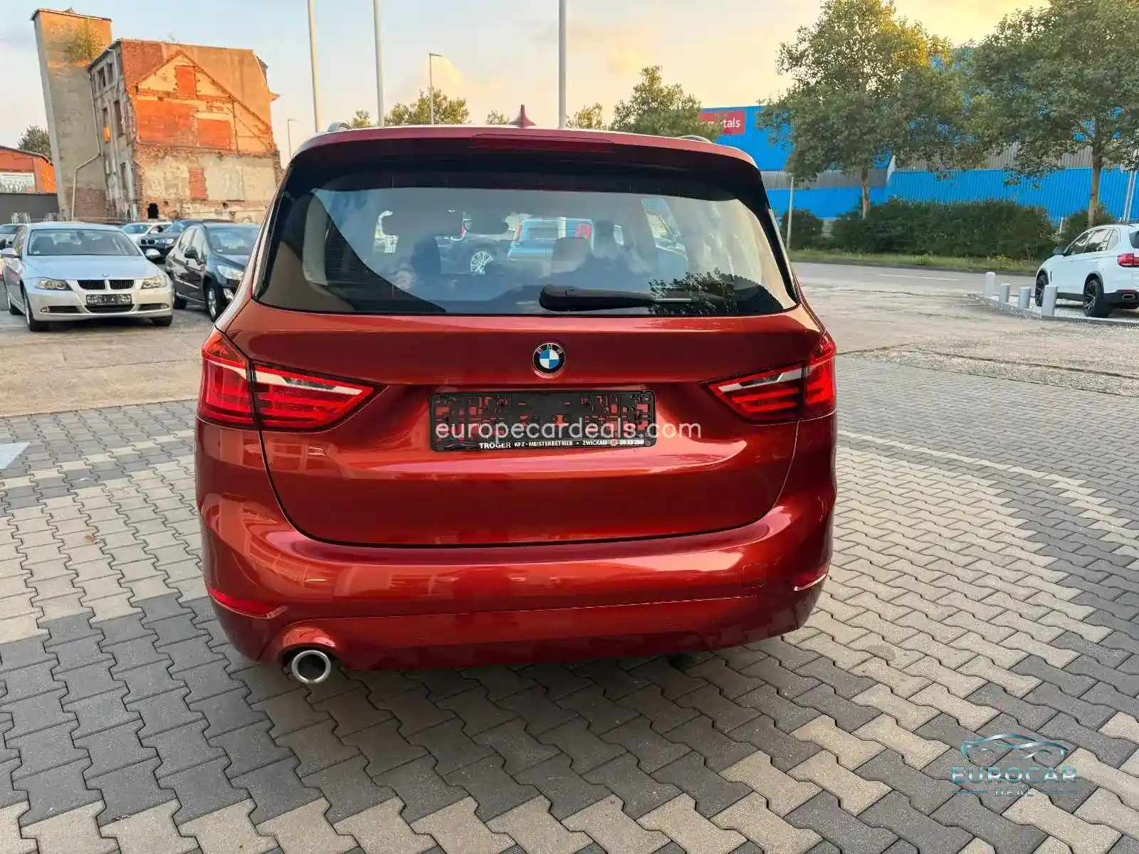 BMW 216