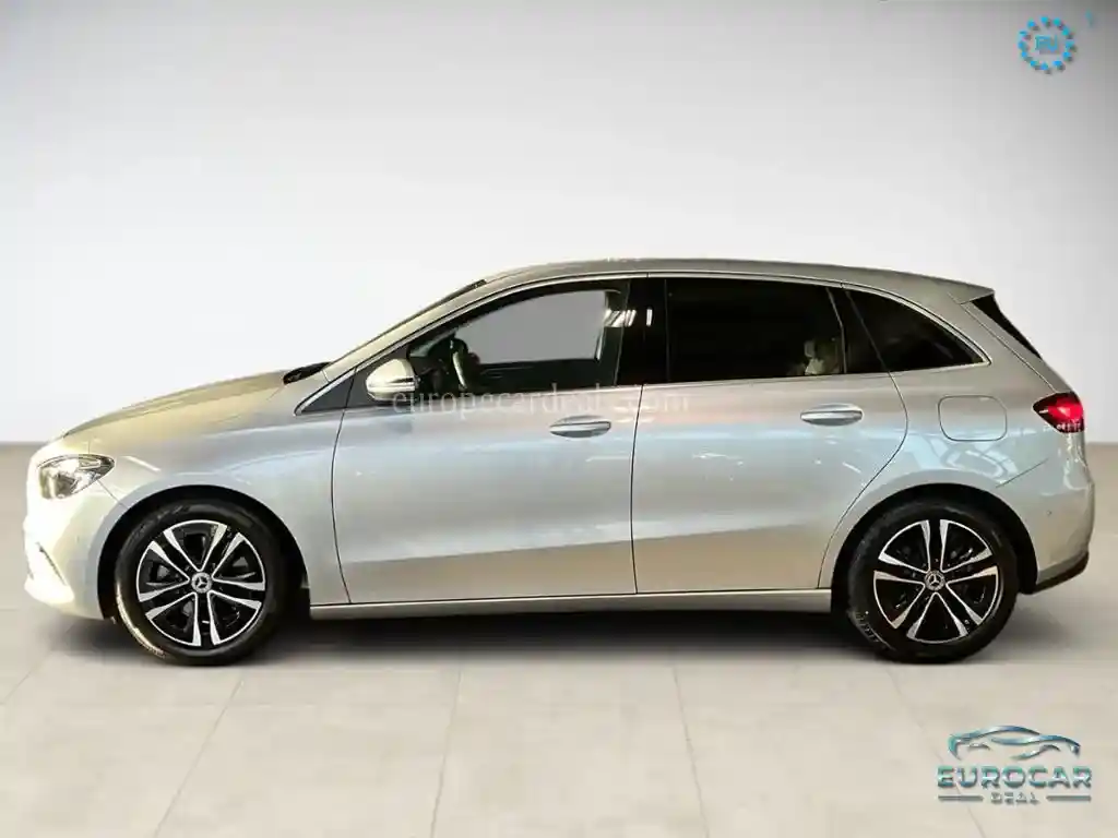Mercedes-Benz B 220