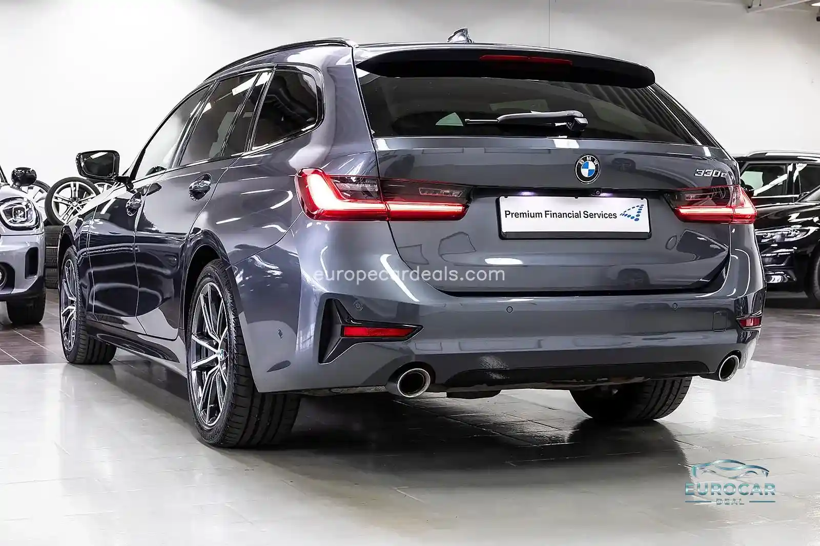 BMW 330
