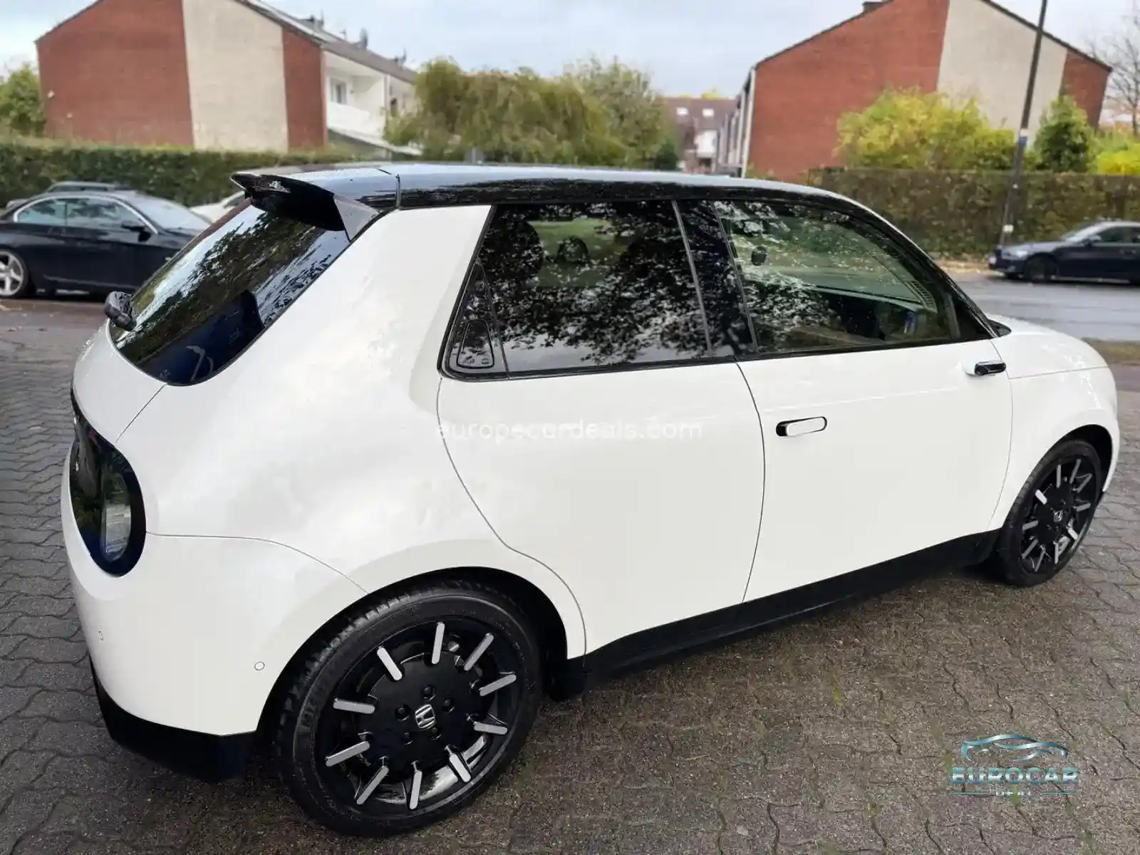 Honda e