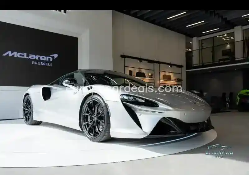 McLaren Artura