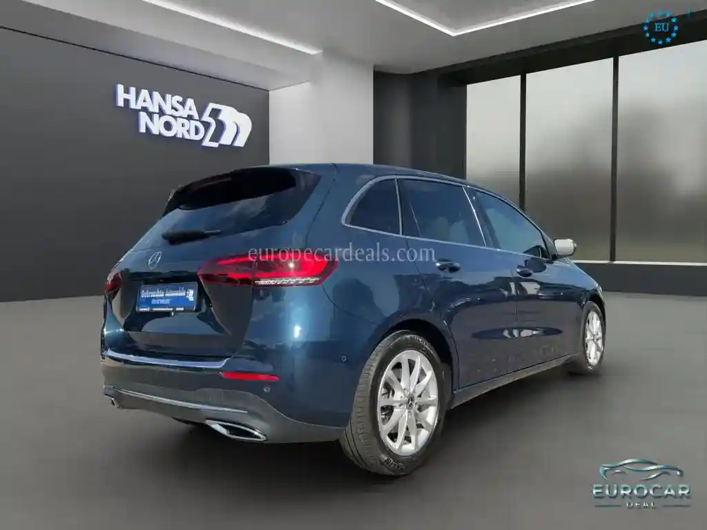 Mercedes-Benz B 200