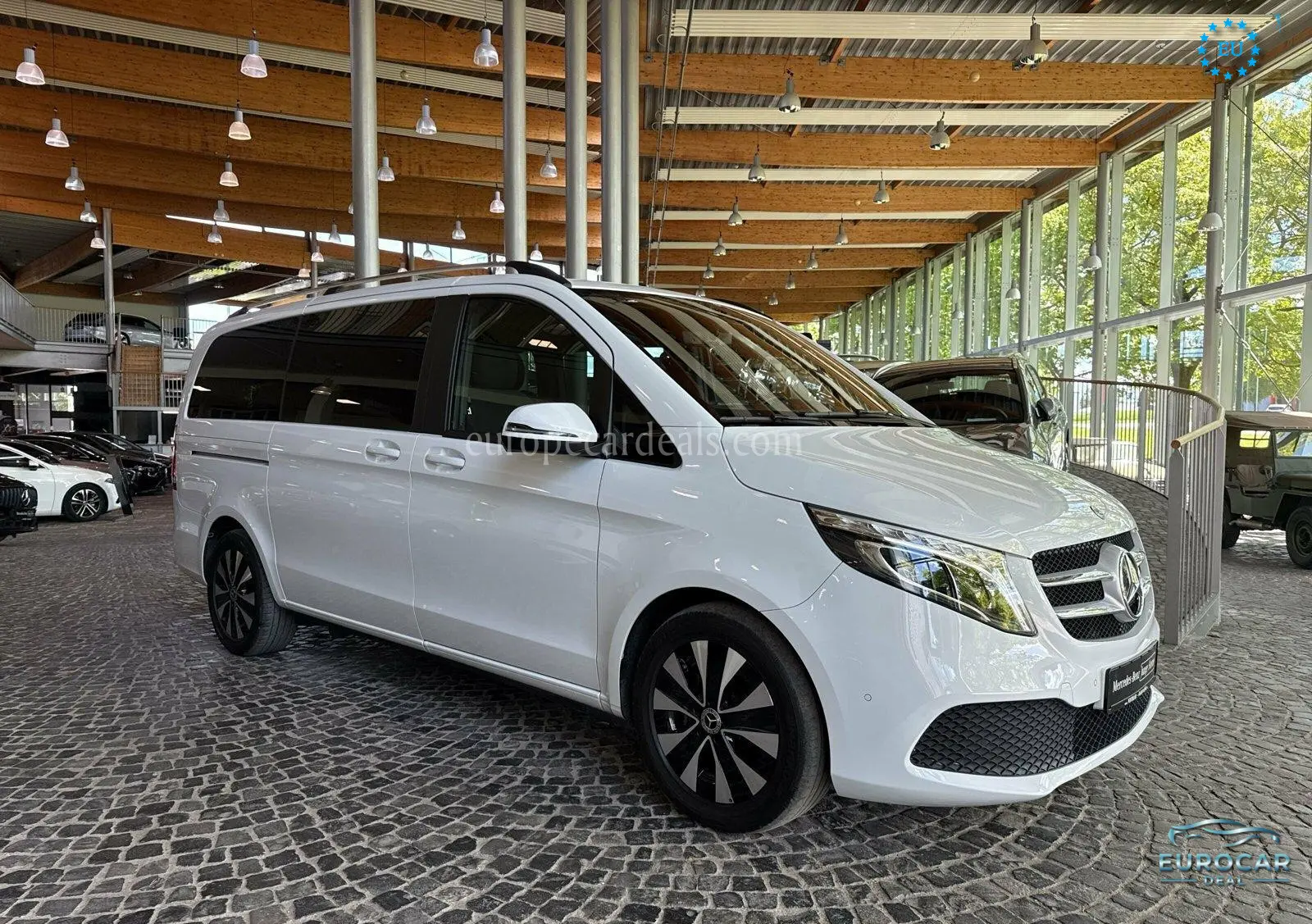 Mercedes-Benz V 220
