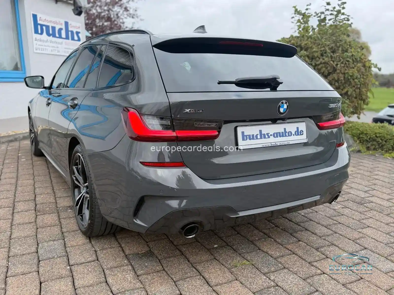 BMW 320