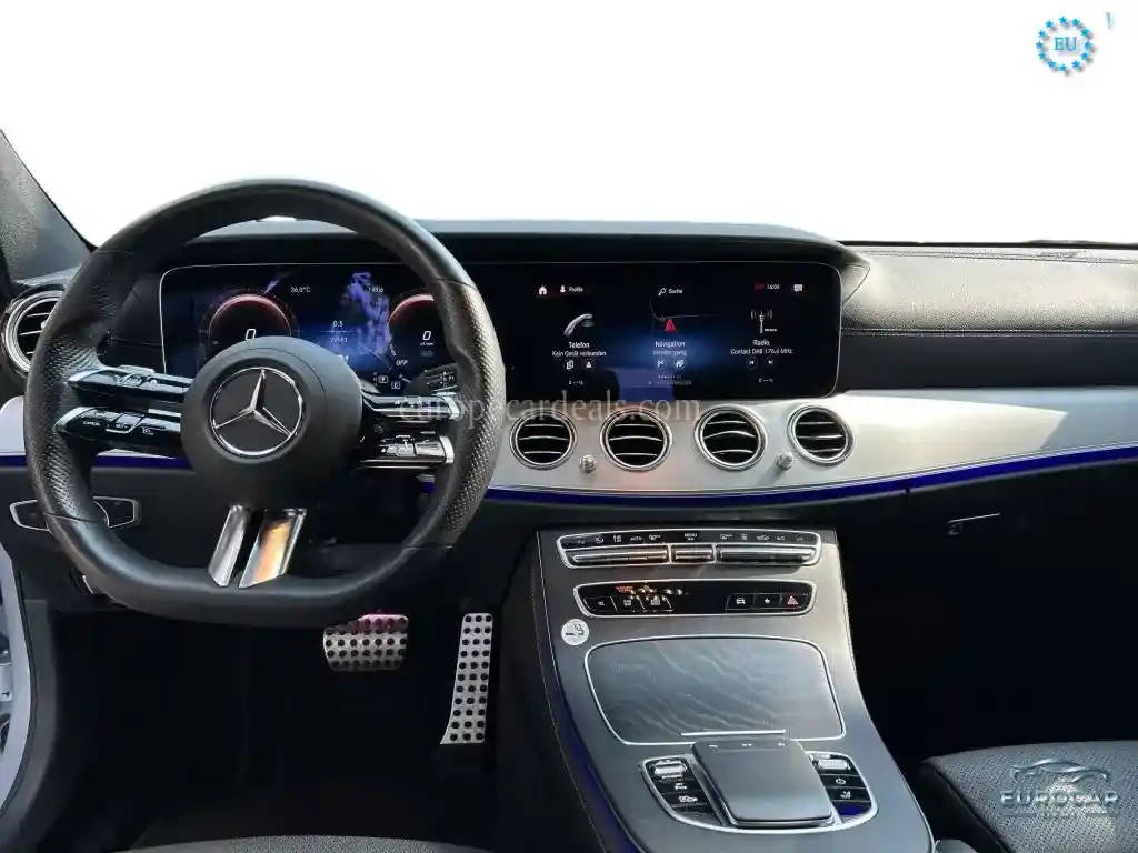 Mercedes-Benz E 300