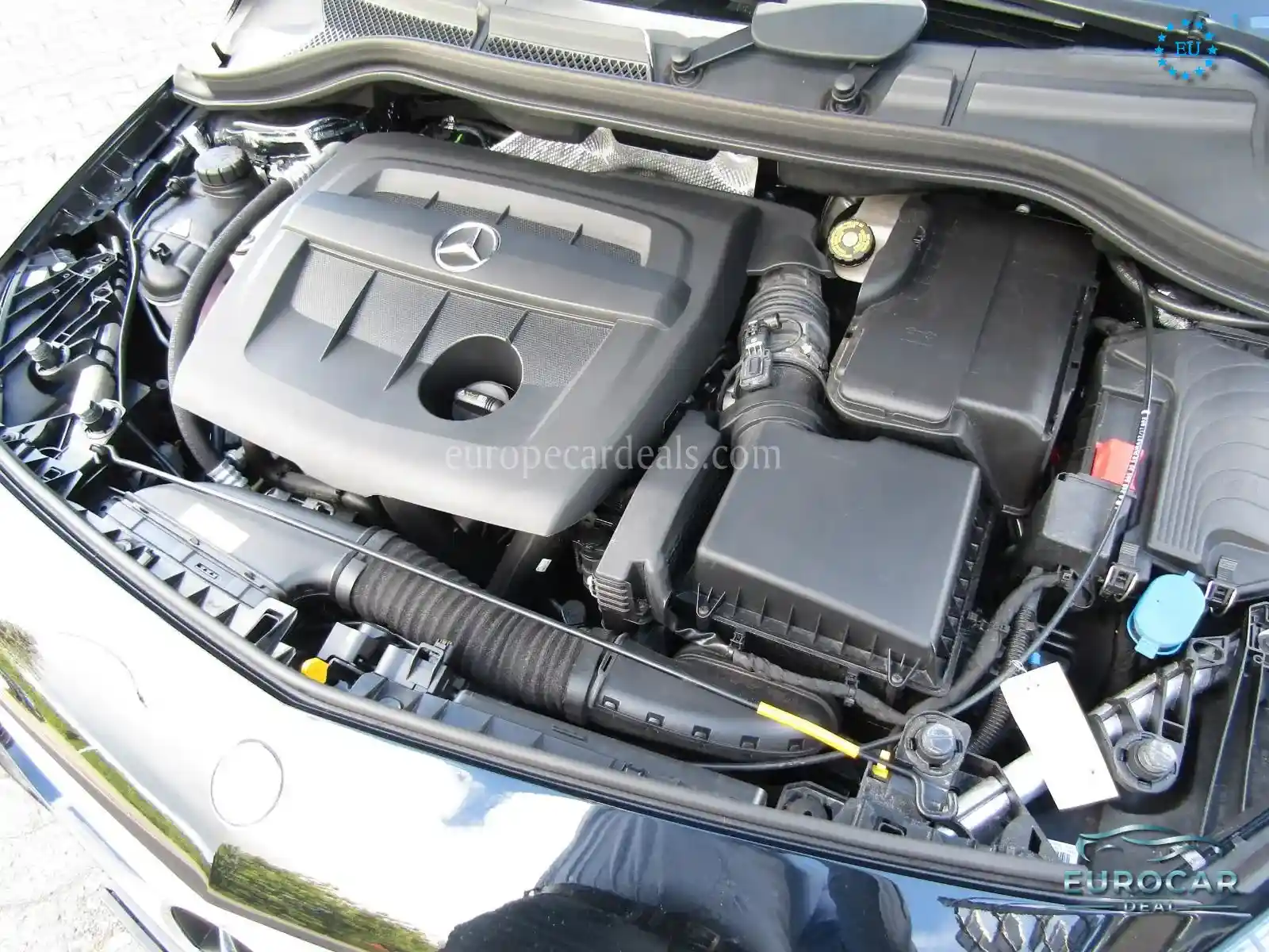 Mercedes-Benz B 180
