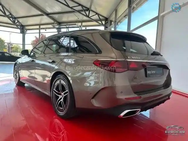 Mercedes-Benz E 300