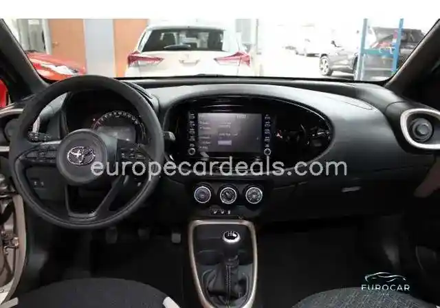 Toyota Aygo (X)