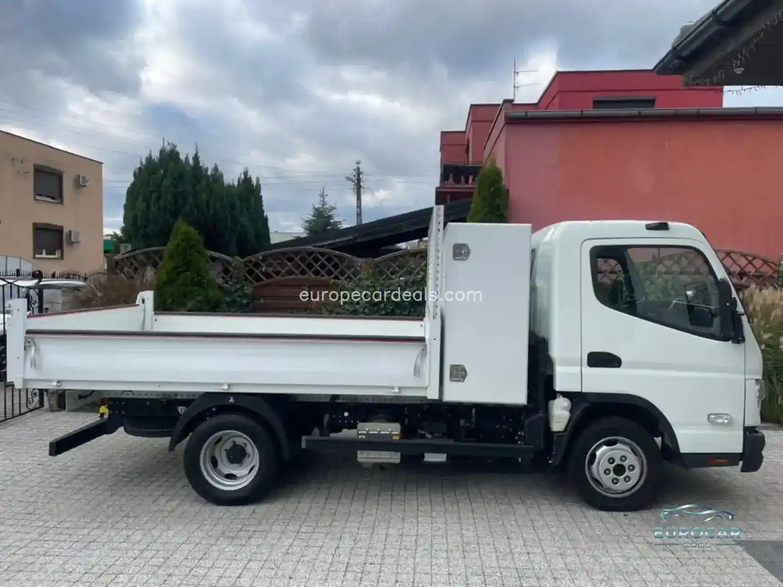 Mitsubishi Canter