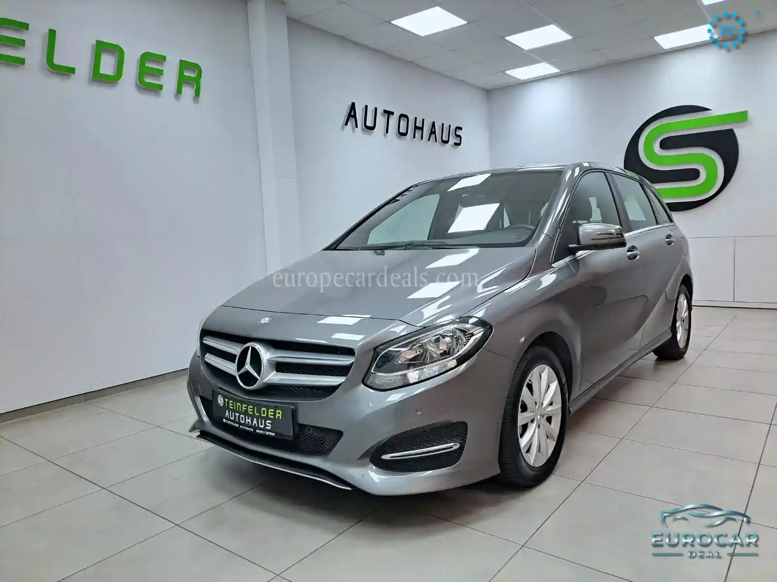Mercedes-Benz B 180
